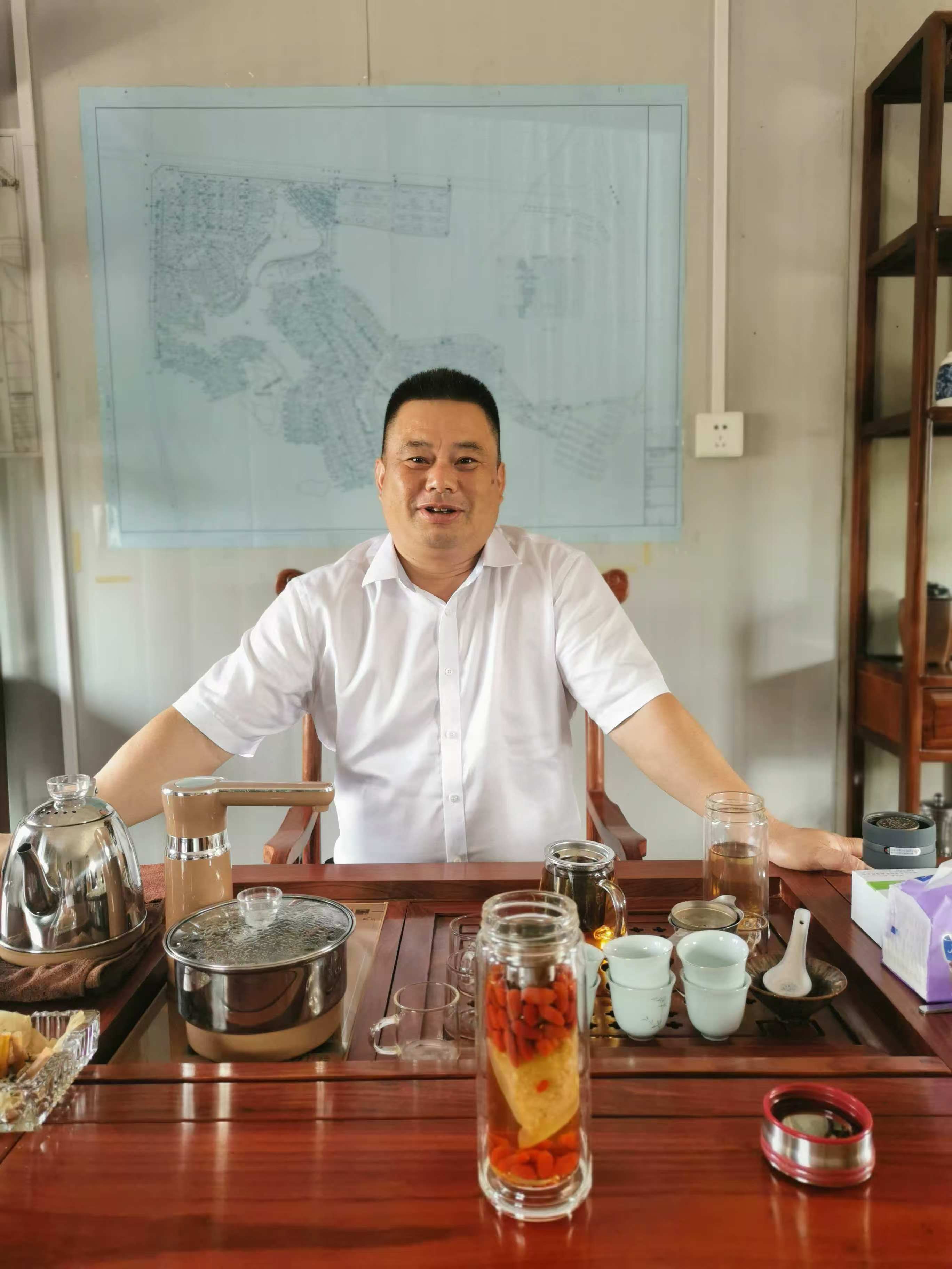 李玲